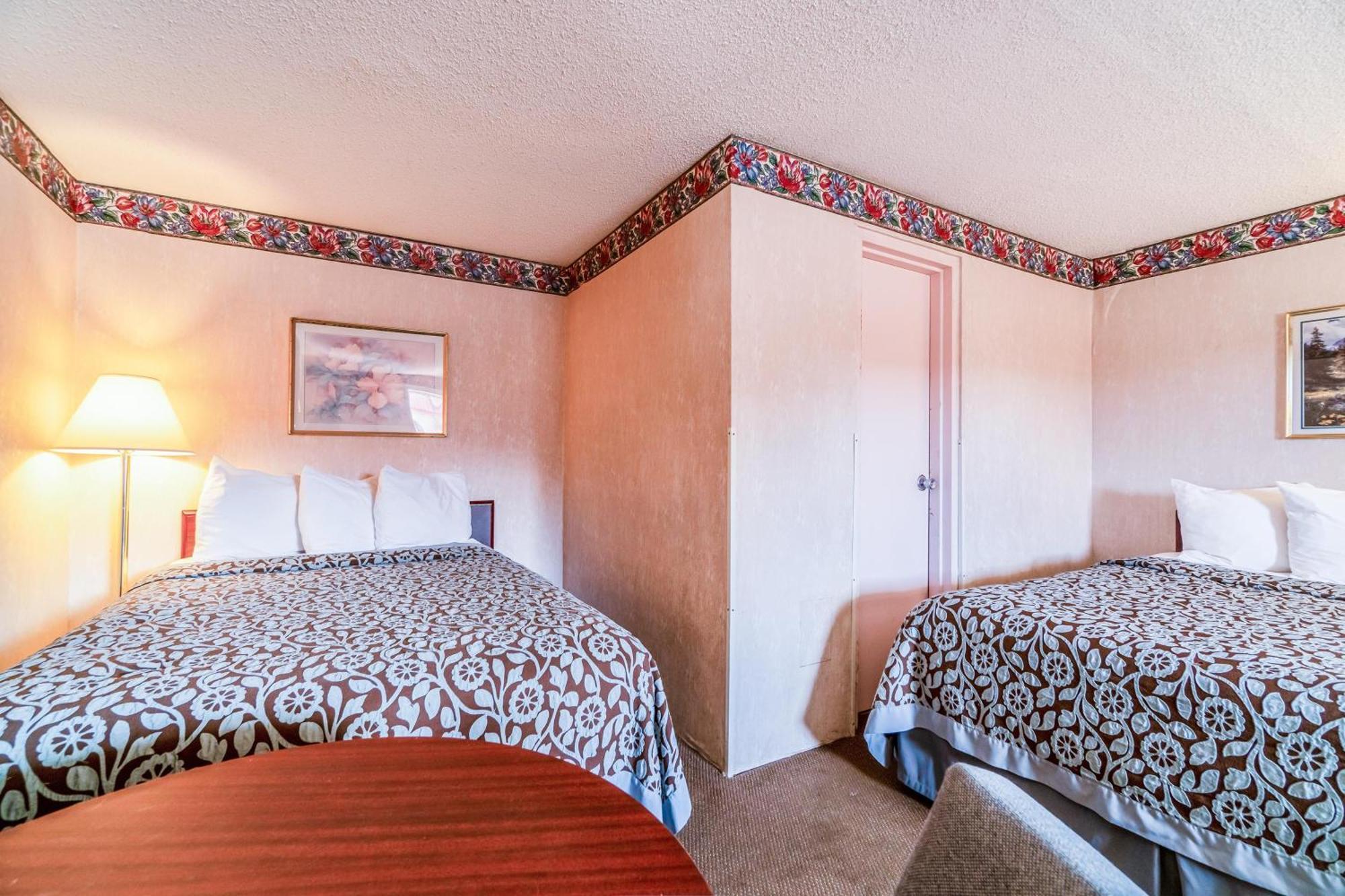 Ozark Junction Mountain View By Oyo Motel Buitenkant foto