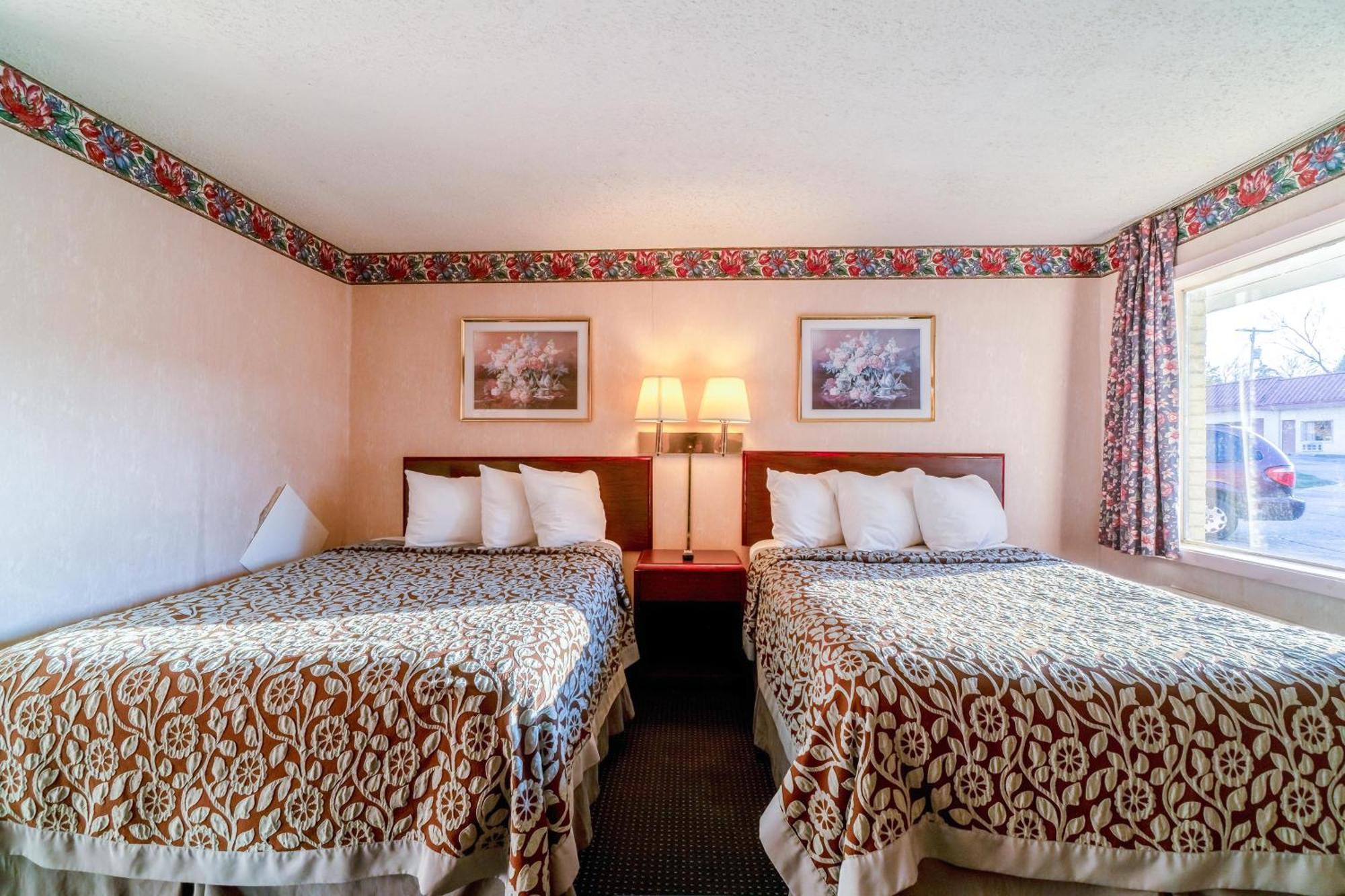 Ozark Junction Mountain View By Oyo Motel Buitenkant foto