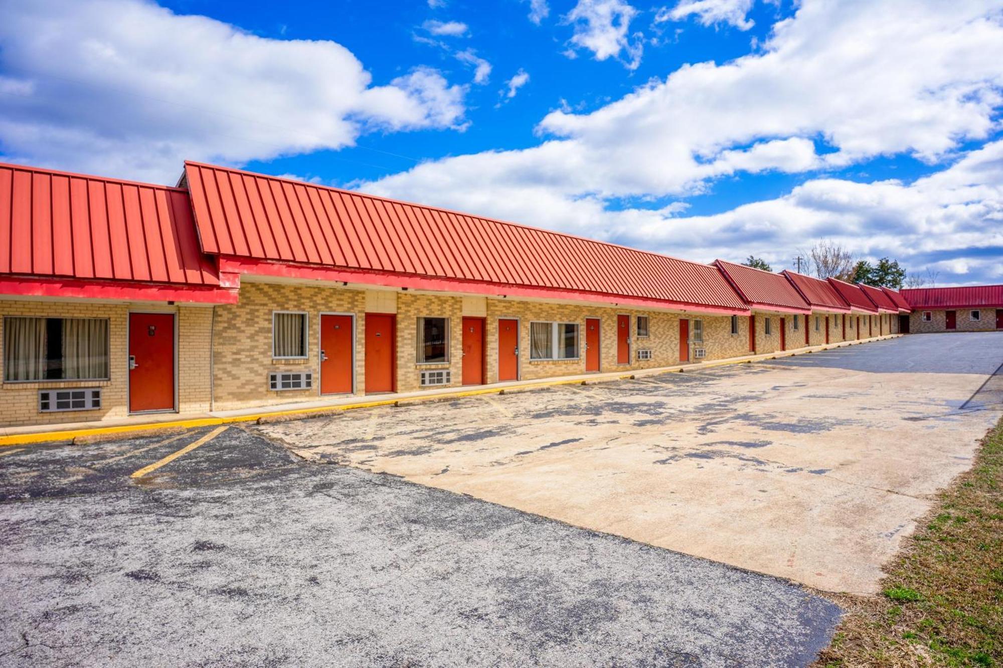 Ozark Junction Mountain View By Oyo Motel Buitenkant foto