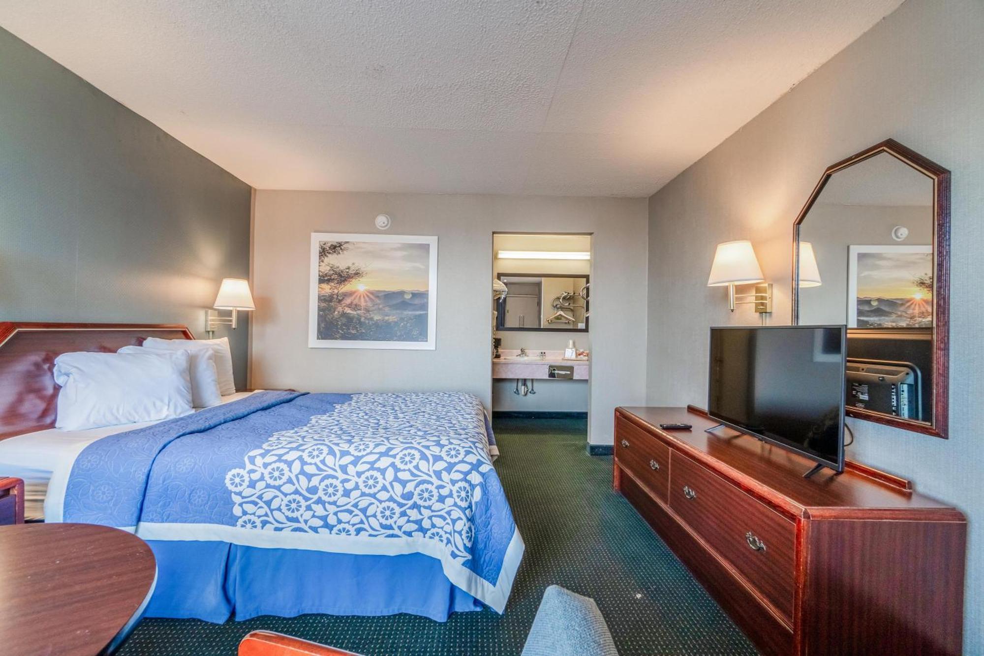 Ozark Junction Mountain View By Oyo Motel Buitenkant foto