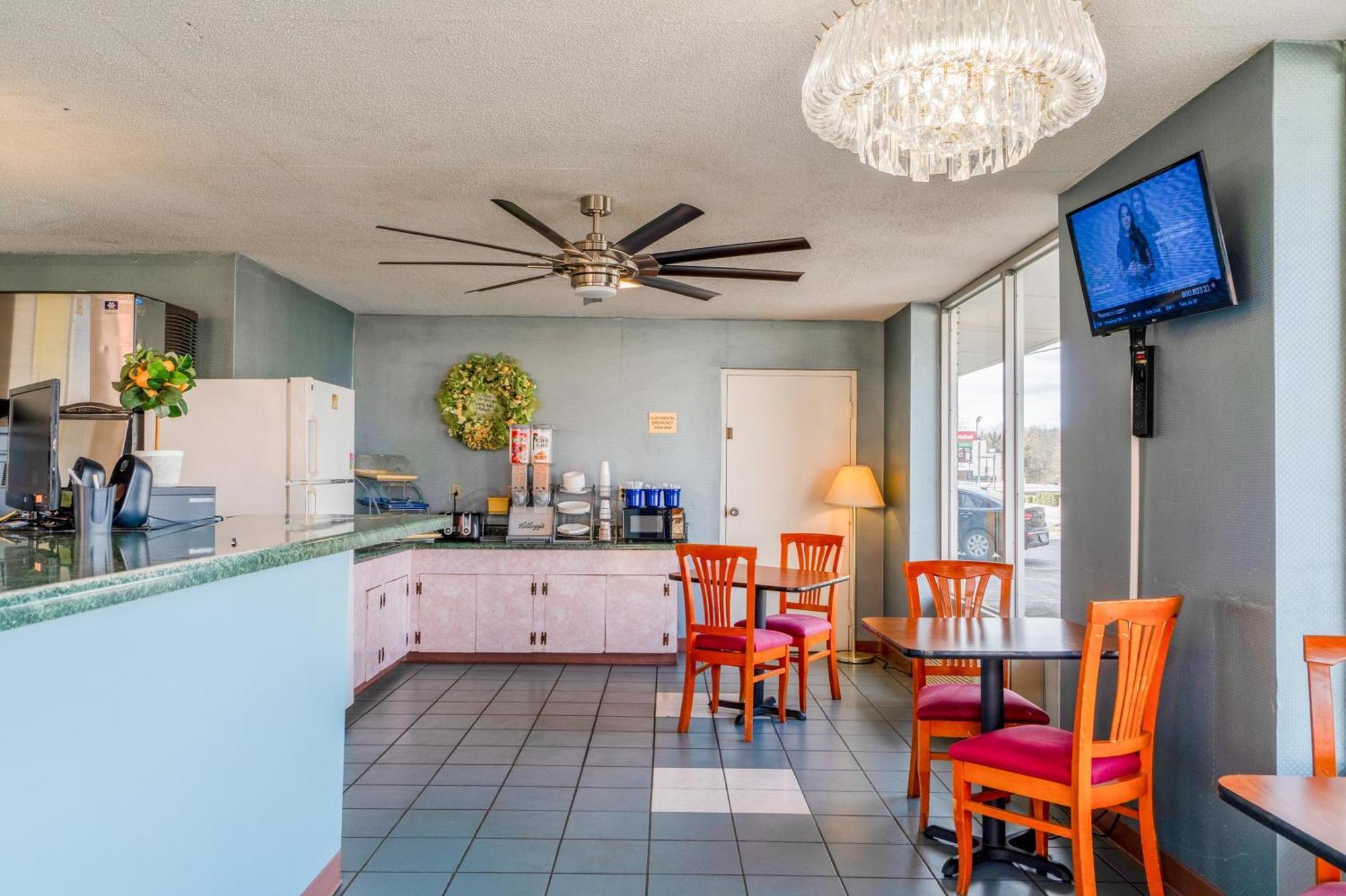Ozark Junction Mountain View By Oyo Motel Buitenkant foto