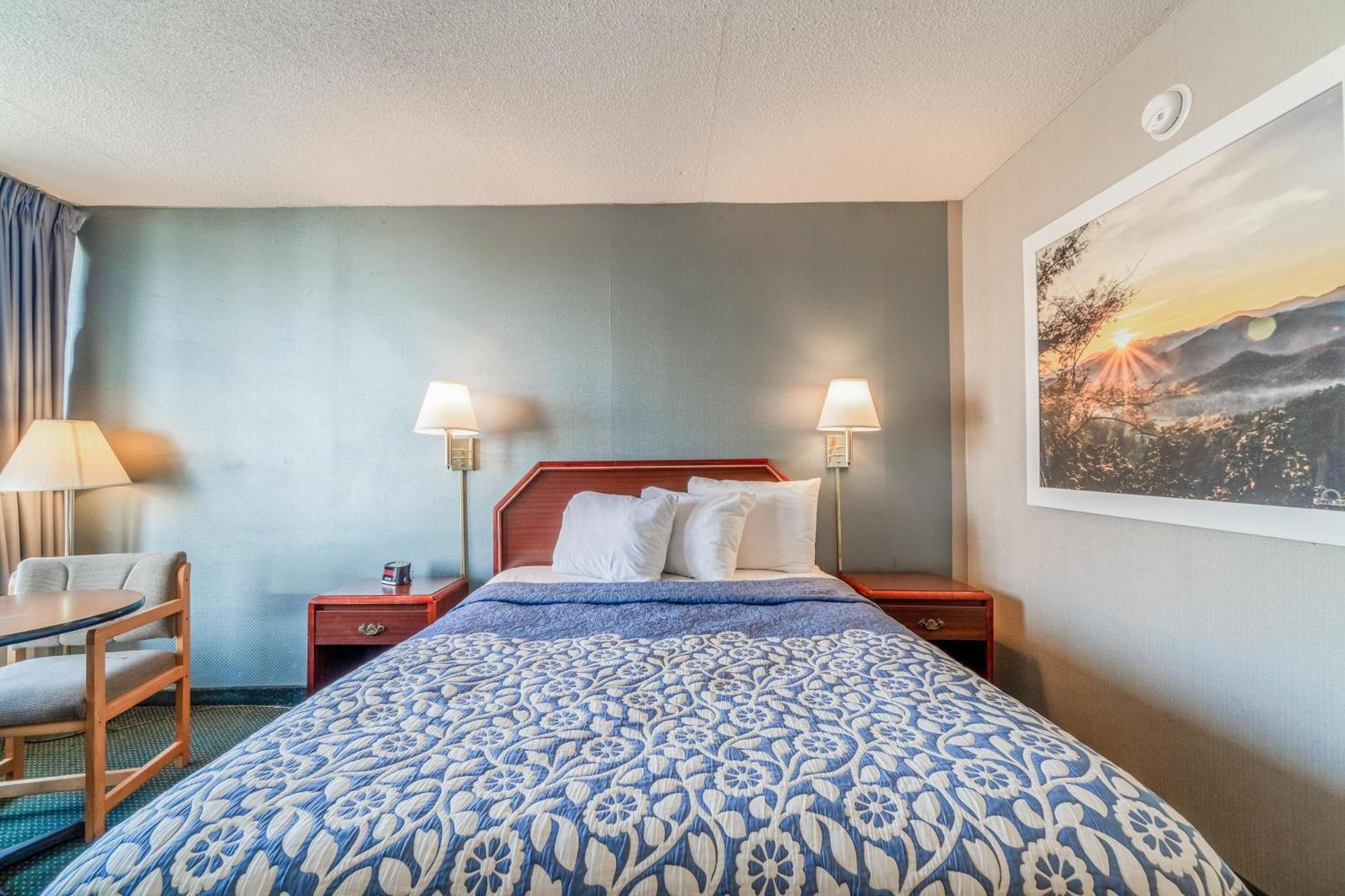 Ozark Junction Mountain View By Oyo Motel Buitenkant foto